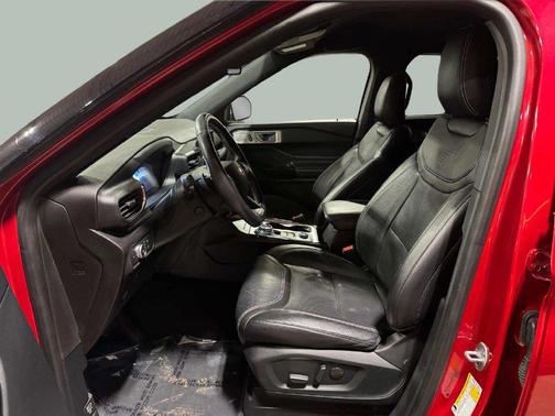 Rapid Red Metallic Tinted Clearcoat 2022 Ford Explorer ST