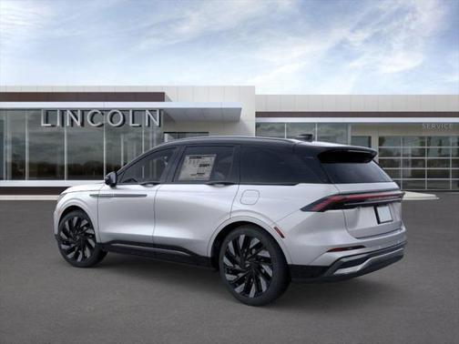 2025 Lincoln Nautilus Reserve