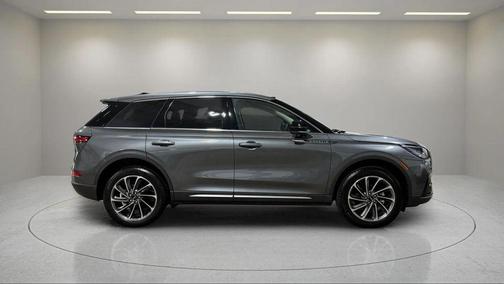 ASHER GRAY MET CC 2023 Lincoln Corsair Standard