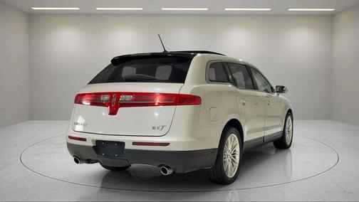 2019 Lincoln MKT Reserve