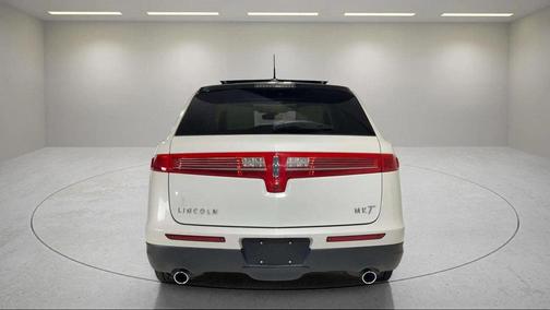 2019 Lincoln MKT Reserve