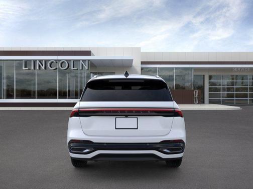 WHITE PLATINUM MET 3C 2026 Lincoln Nautilus Black Label