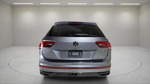 2022 Volkswagen Tiguan 2.0T SE R-Line Black 4MOTION