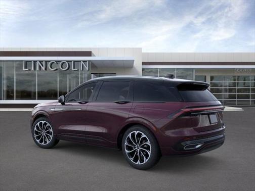 2025 Lincoln Nautilus Reserve