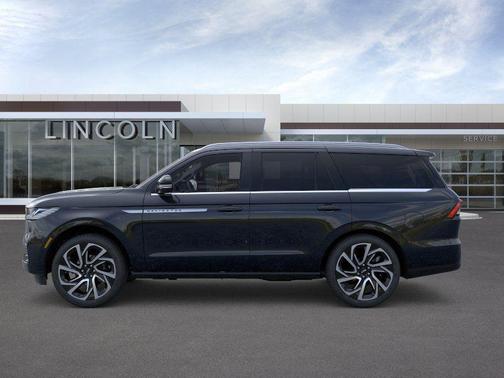 INFINITE BLACK MET CC 2026 Lincoln Navigator Reserve