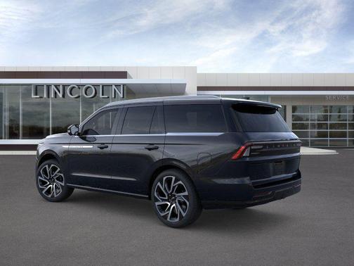 INFINITE BLACK MET CC 2026 Lincoln Navigator Reserve