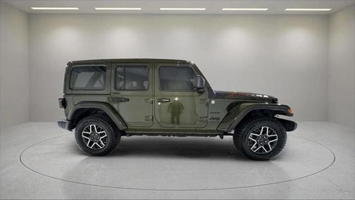 2024 Jeep Wrangler 4-Door Sahara 4x4