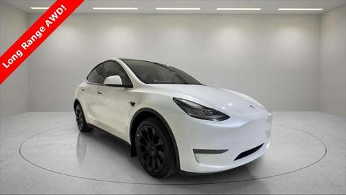 2022 Tesla Model Y Long Range Dual Motor All-Wheel Drive