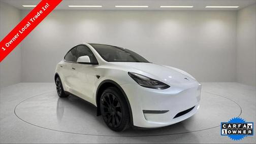 2022 Tesla Model Y Long Range Dual Motor All-Wheel Drive