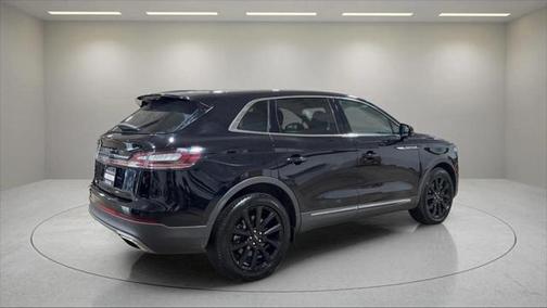 2021 Lincoln Nautilus Reserve