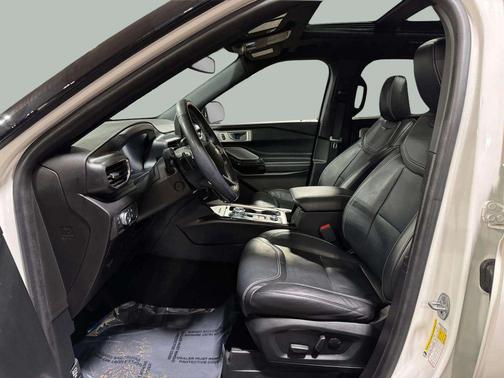 STAR WHITE MET TRI-COAT 2022 Ford Explorer ST