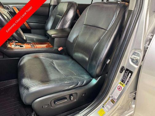 Classic Silver Metallic 2012 Toyota Highlander Limited