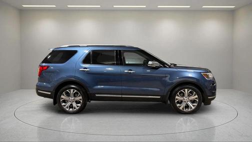 BLUE METALLIC 2018 Ford Explorer Platinum