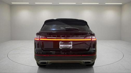 2022 Lincoln Nautilus Standard