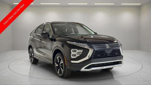 Labrador Black Pearl 2025 Mitsubishi Eclipse Cross SE