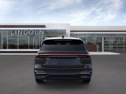 INFINITE BLACK MET CC 2026 Lincoln Nautilus Reserve
