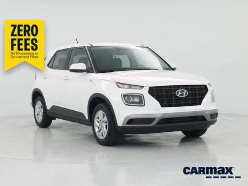 White 2026 Hyundai VENUE SE