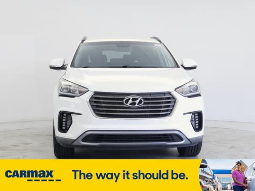 2017 Hyundai SANTA FE SE