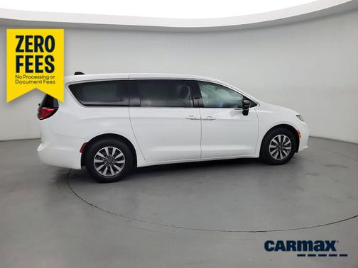 White 2024 Chrysler Pacifica Hybrid Select