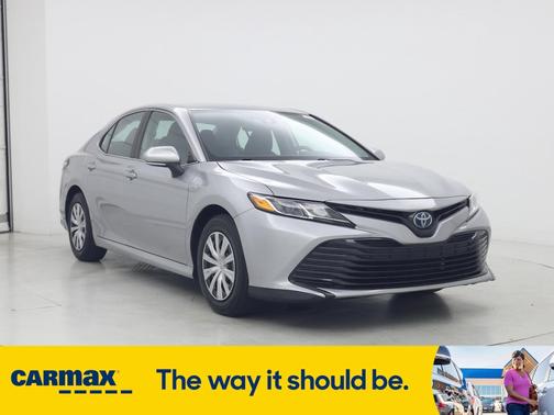2020 Toyota Camry Hybrid LE