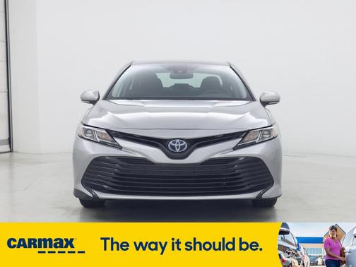 2020 Toyota Camry Hybrid LE