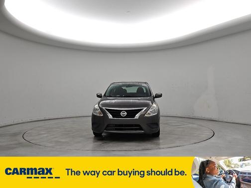 2016 Nissan Versa SV