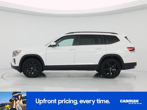 White 2024 Volkswagen Atlas SE w/Tech