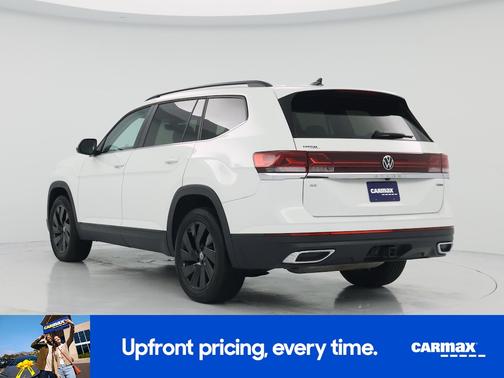 White 2024 Volkswagen Atlas SE w/Tech