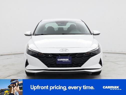 2021 Hyundai ELANTRA SE