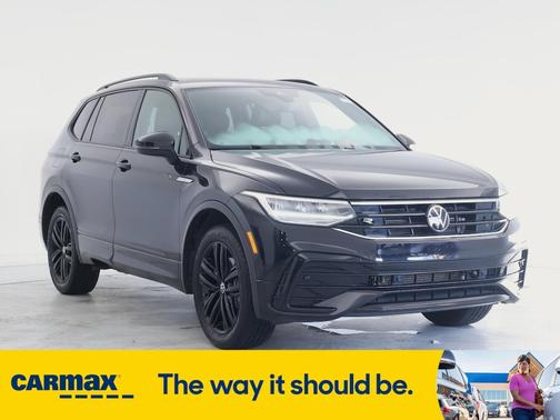 2022 Volkswagen Tiguan SE R-Line Black