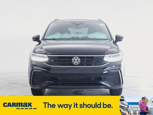 2022 Volkswagen Tiguan SE R-Line Black