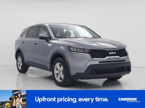 Silver 2022 Kia Sorento LX