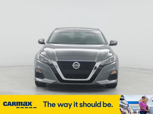 2022 Nissan Altima SV
