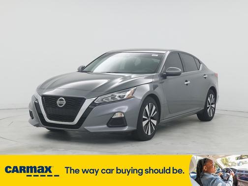 2022 Nissan Altima SV