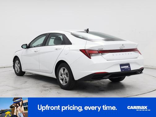 2021 Hyundai ELANTRA SE