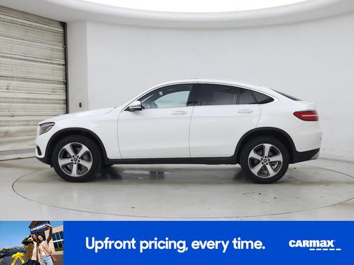 White 2019 Mercedes-Benz GLC 300