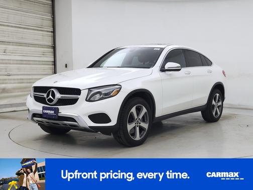 White 2019 Mercedes-Benz GLC 300