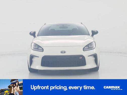 2025 Toyota GR86 Premium