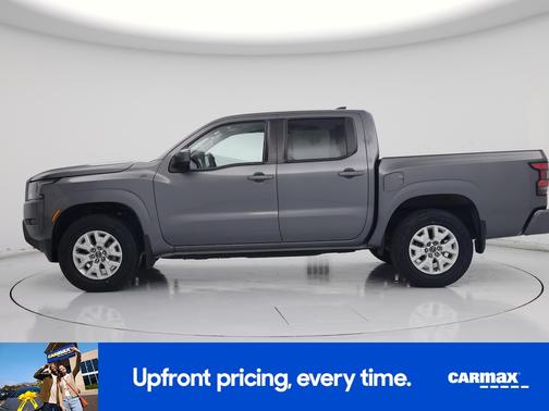 Gray 2022 Nissan Frontier SV