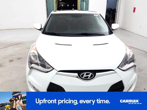 2014 Hyundai Veloster Base w/Red (A6)