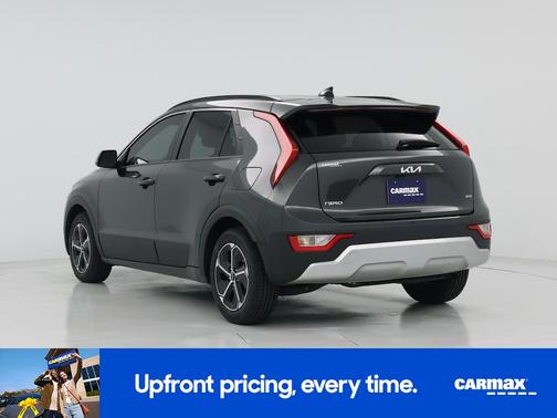 Gray 2023 Kia Niro EX