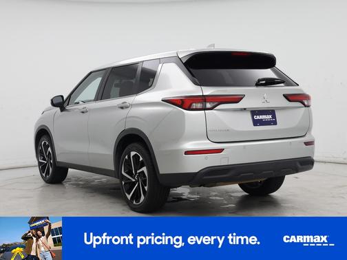 2022 Mitsubishi Outlander ES