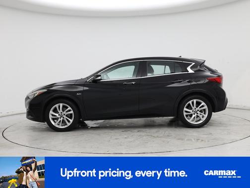 2017 INFINITI QX30 Base (DCT) (EOP 10-31-16)