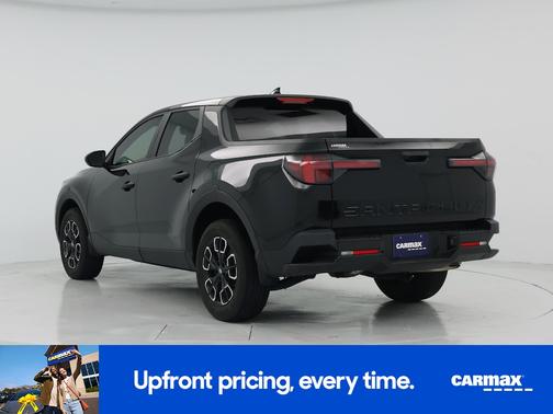 Black 2022 Hyundai SANTA CRUZ SE