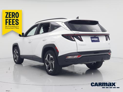 White 2024 Hyundai TUCSON SEL