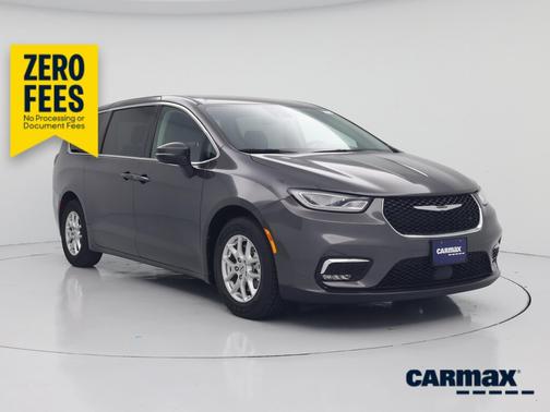 Gray 2023 Chrysler Pacifica Touring L