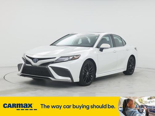 2022 Toyota Camry Hybrid XSE