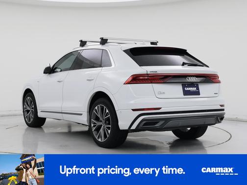 2022 Audi Q8 Premium Plus