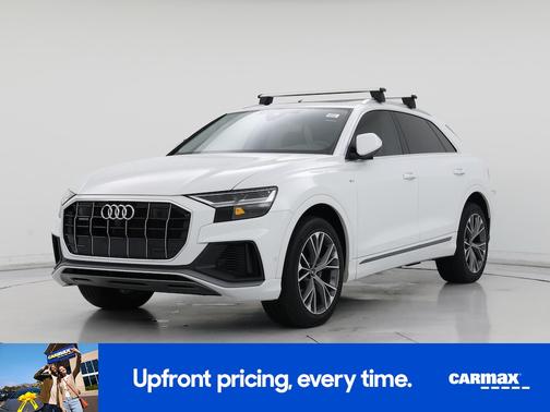 2022 Audi Q8 Premium Plus