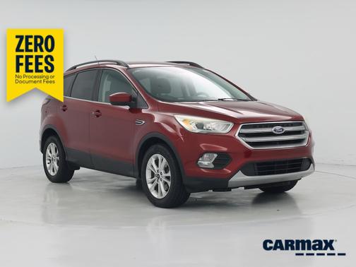 Red 2017 Ford Escape SE